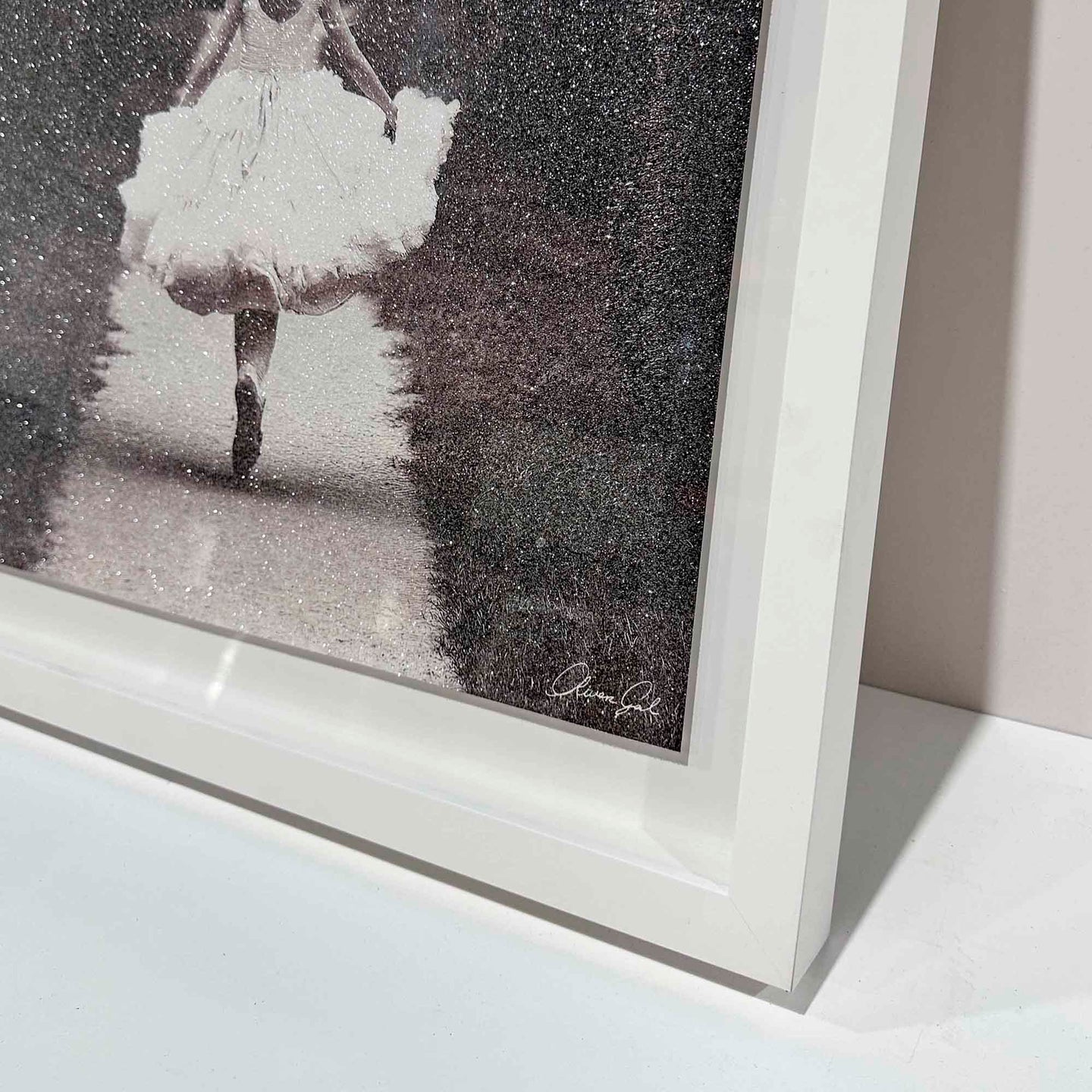 30x45/Shadowbox/SBW2
