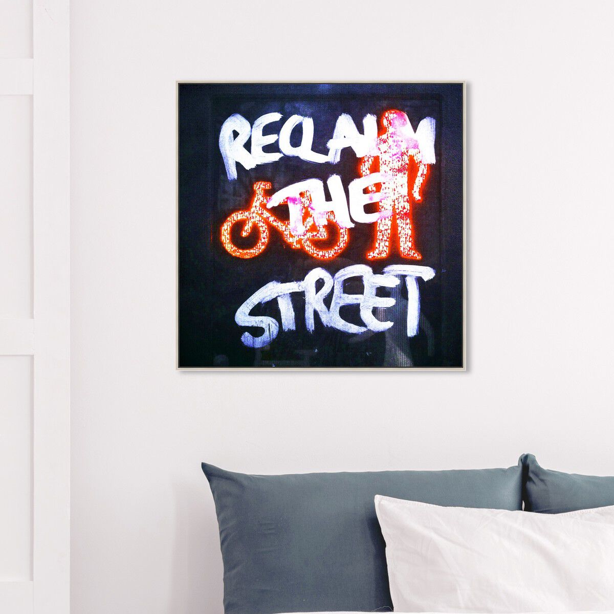 40x40/Framed Canvas/CFL