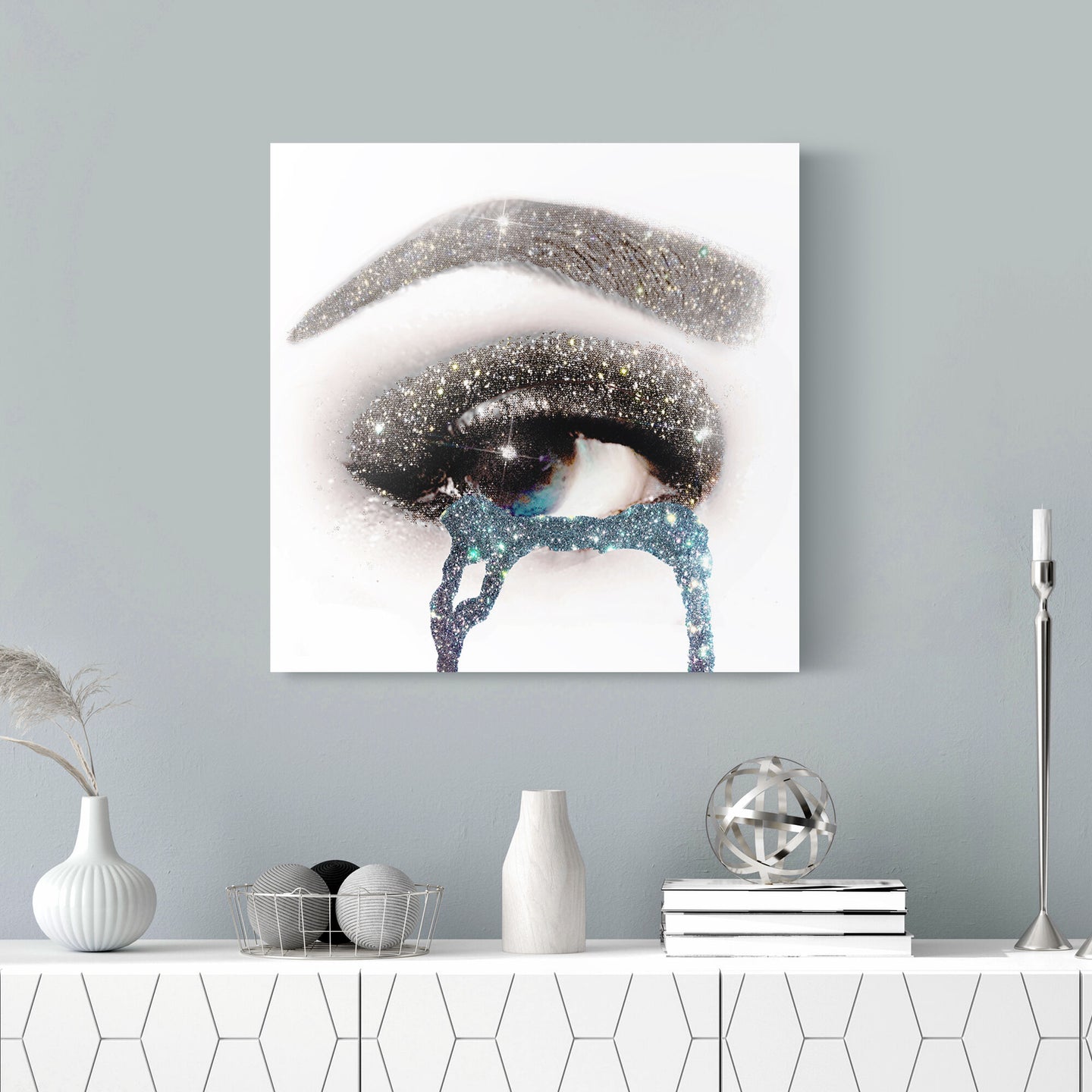Eyes and Rhinestones: Diamond Dust™